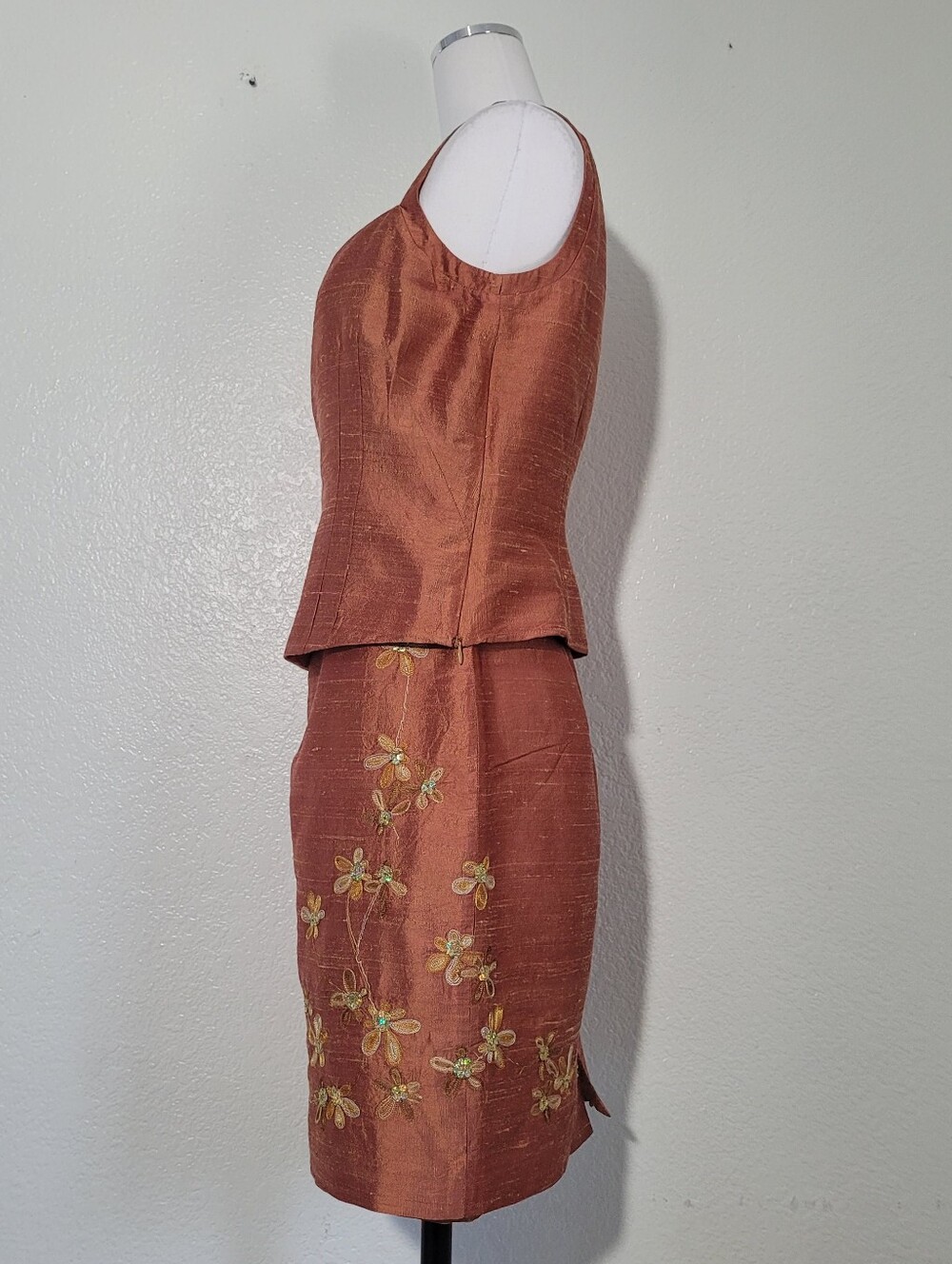Muse Rust Orange 100% Silk Floral Embroidered Two-Piece Skirt Size 10 - Picture 4 of 10